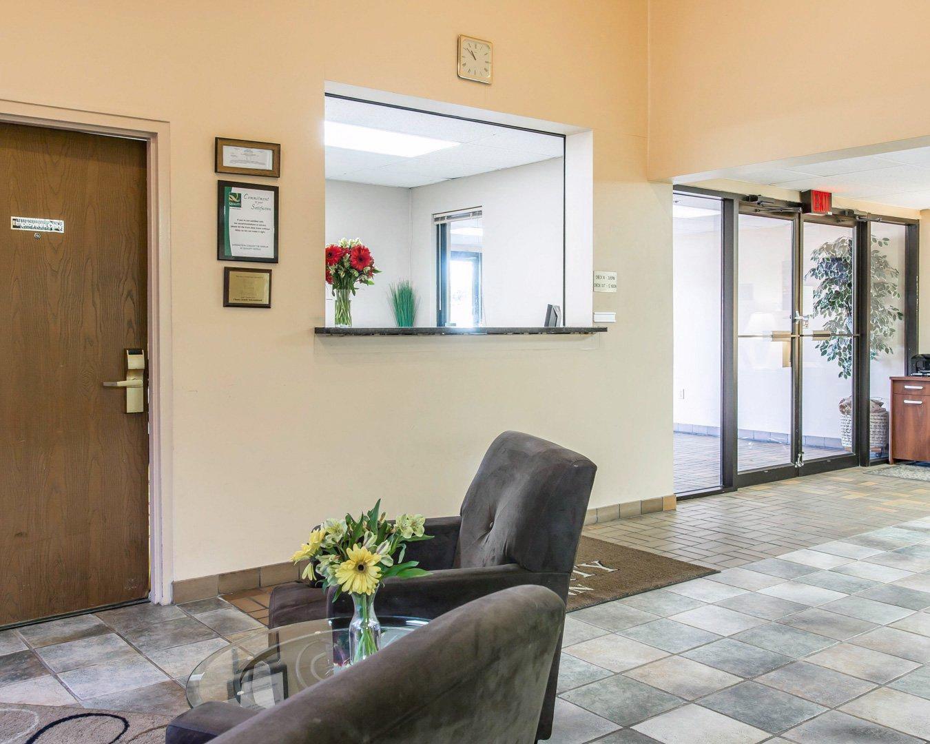 Quality Inn Toledo Bagian luar foto