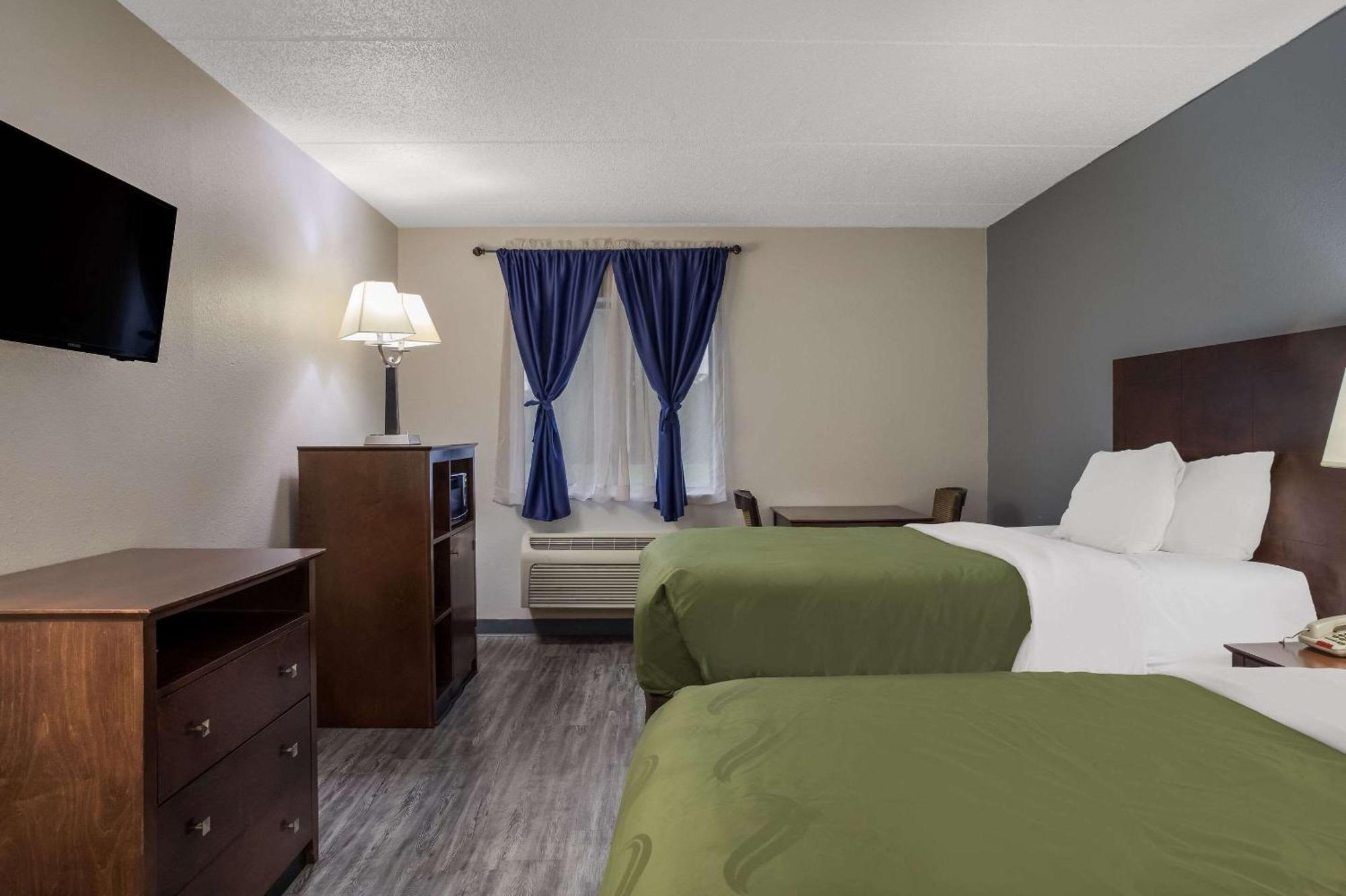 Quality Inn Toledo Bagian luar foto