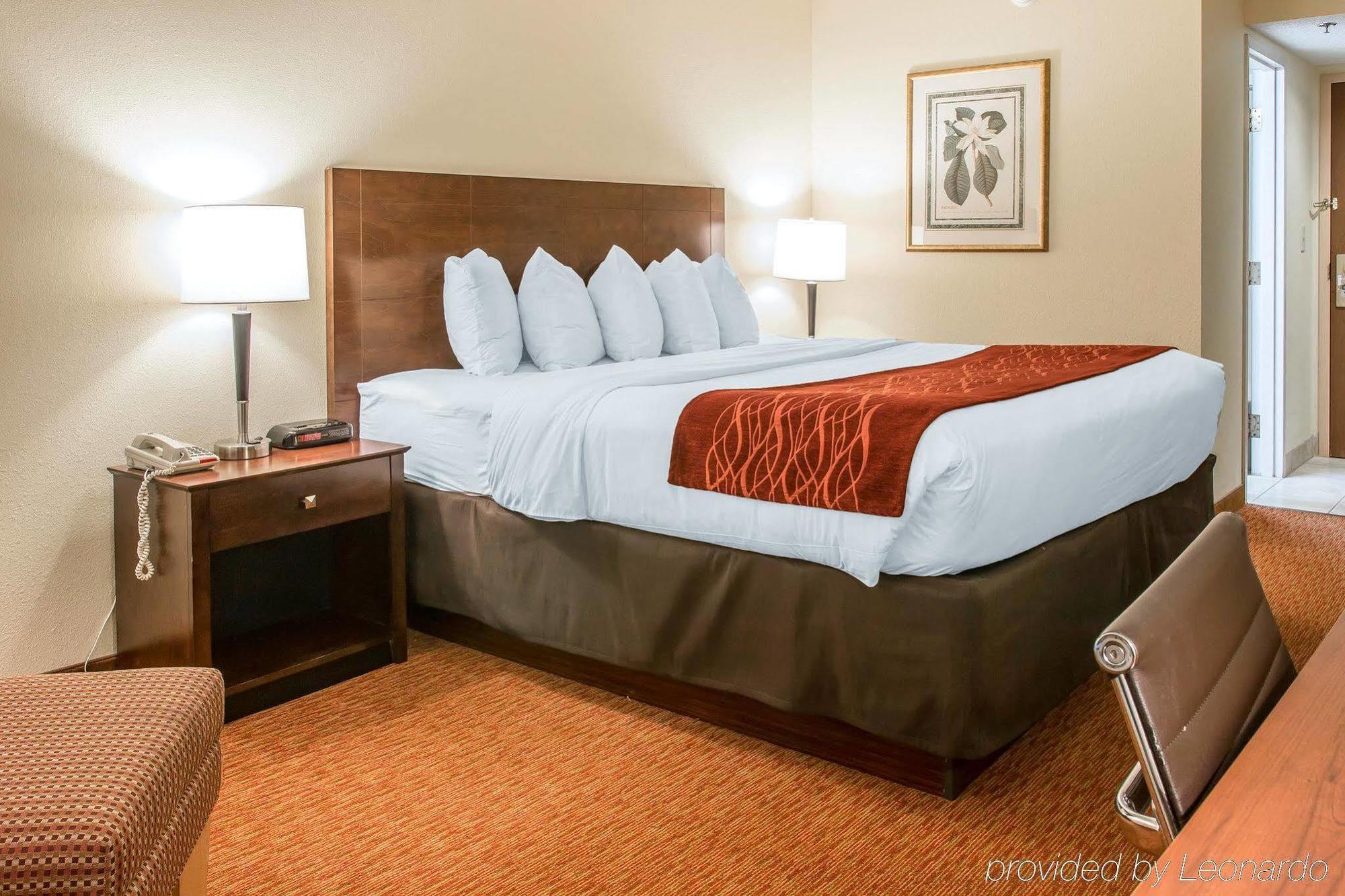 Quality Inn Toledo Bagian luar foto