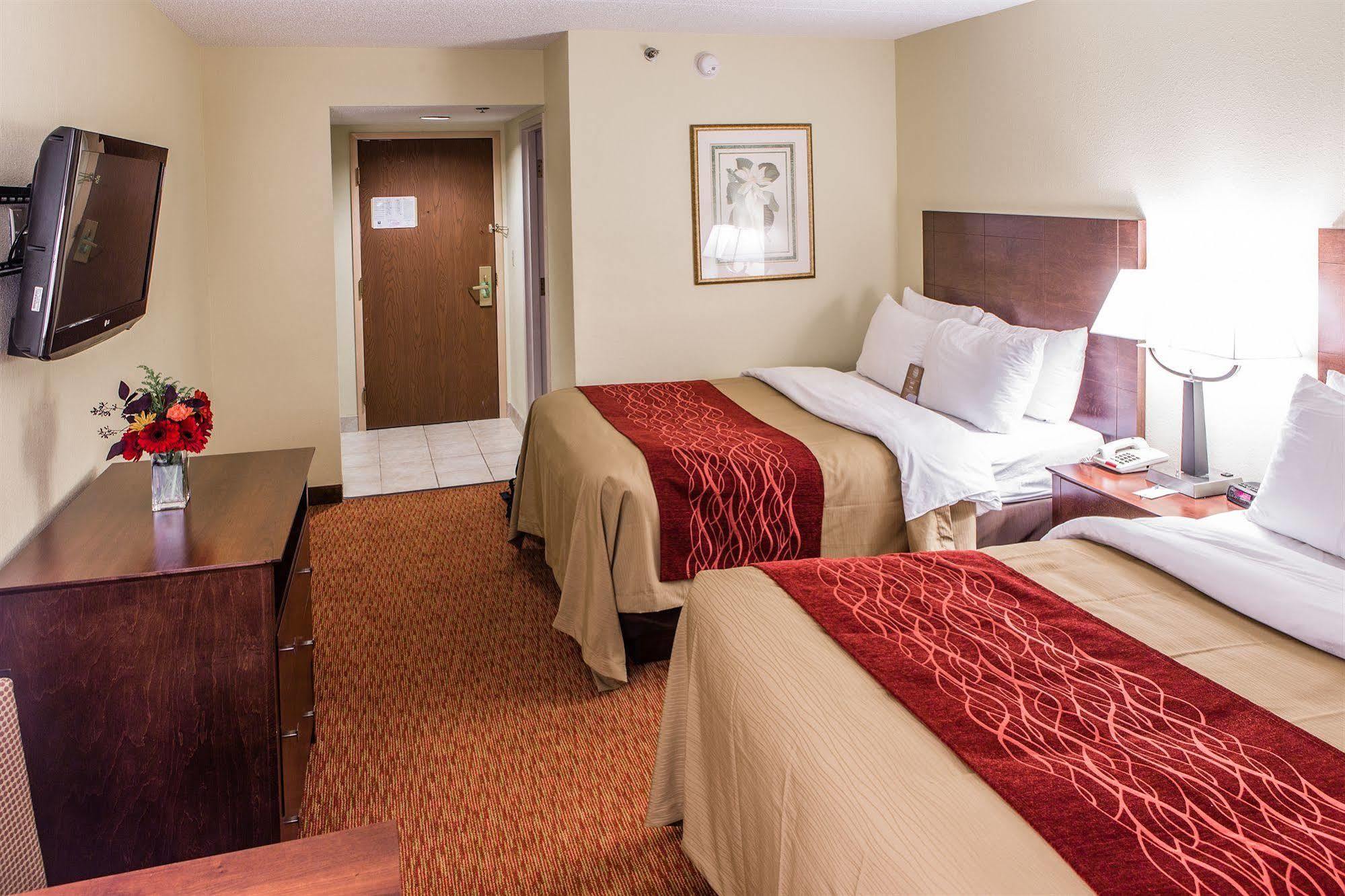 Quality Inn Toledo Bagian luar foto